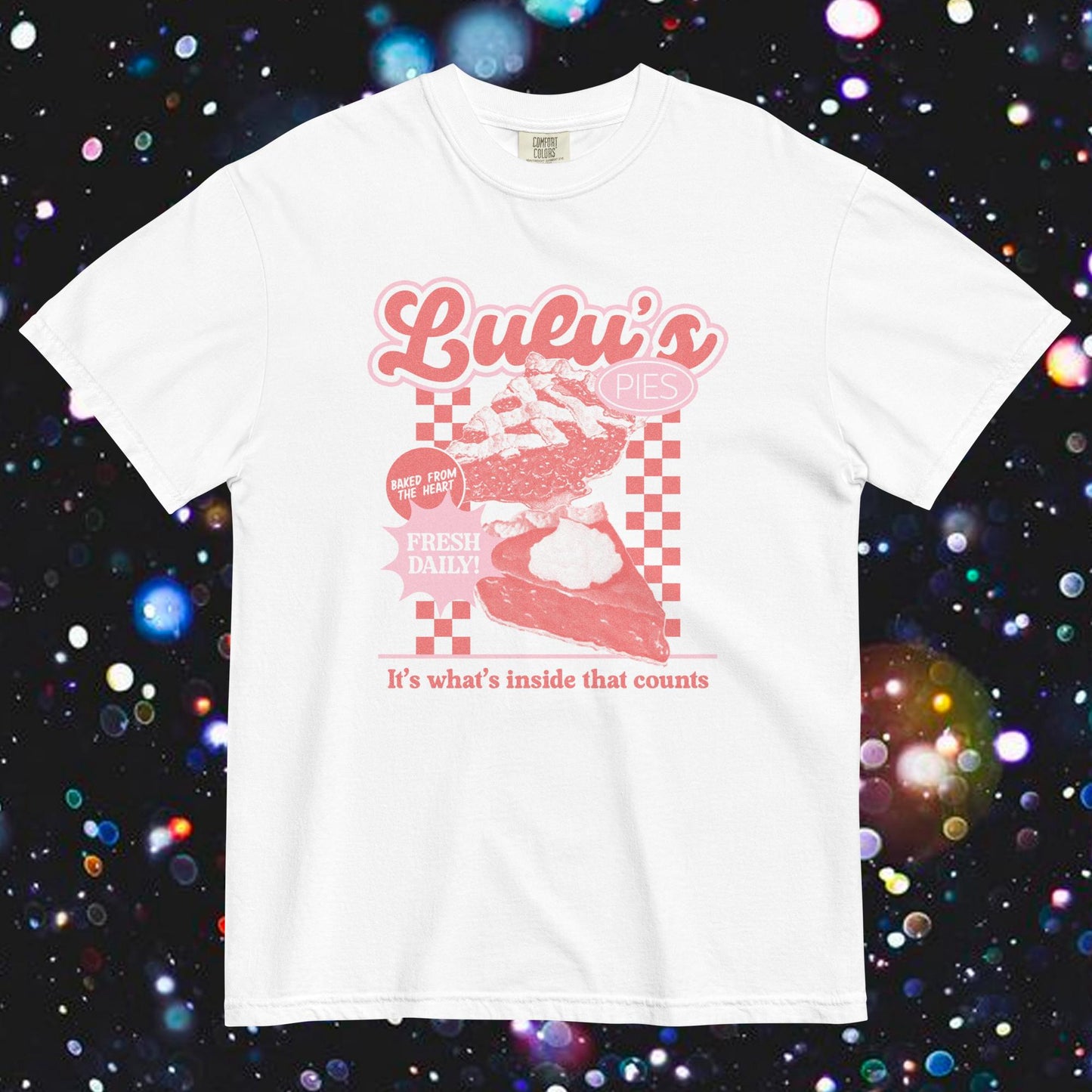 Lulu's Pies Tee (Strawberry Chocolate Oasis Pie Variant)